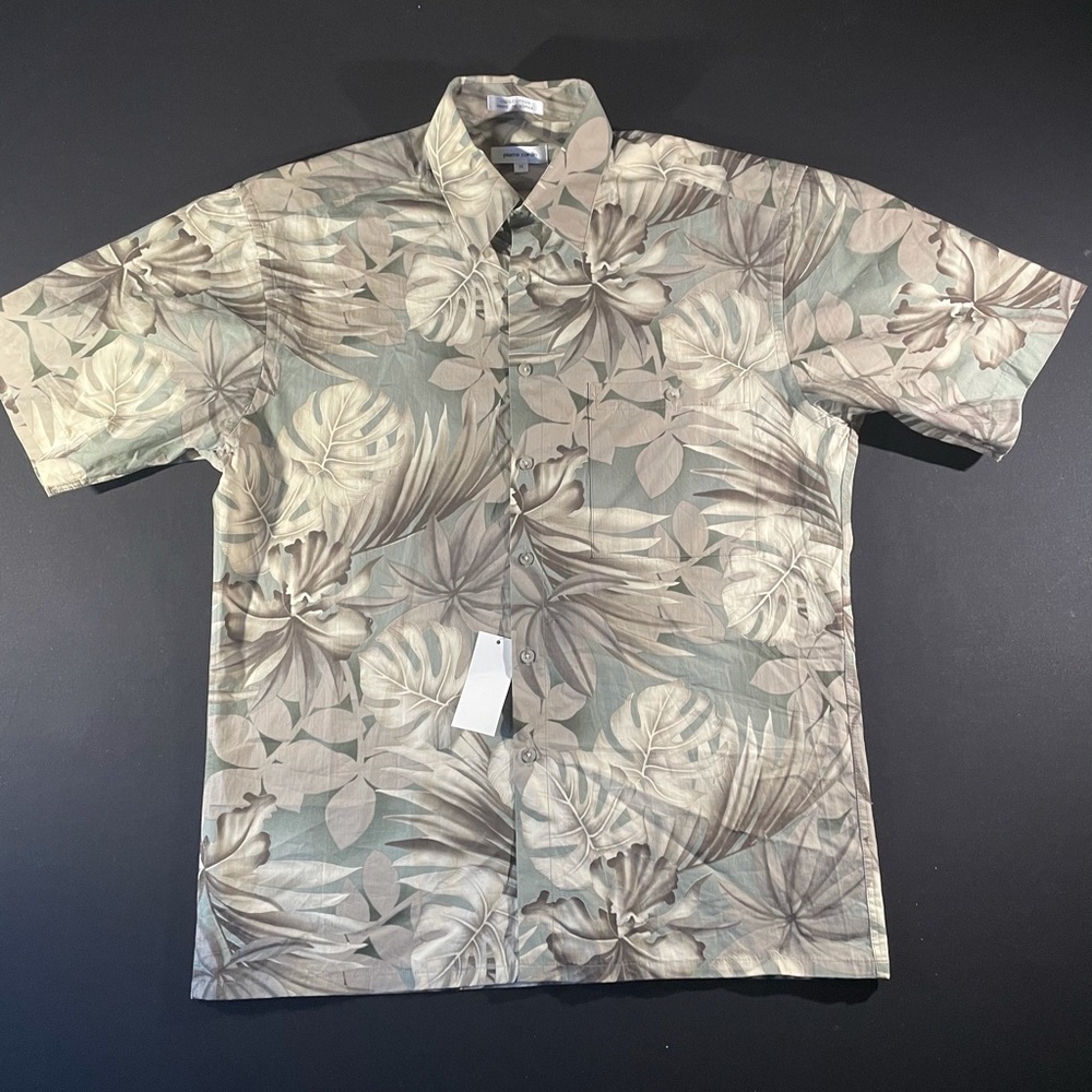 Pierre Cardin NWT Hawaiian Print shirt - M olive